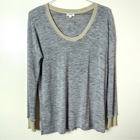 Wilfred Sweaters - Wilfred Two-Tone Sweater – Rounded Neckline, Raw Edge Hem, Size Small